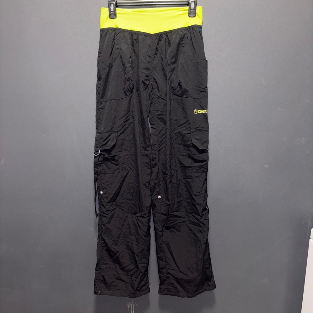 ZUMBA Wear Simply Shine Cargo Pants Black Women's XL Yellow/Green Details